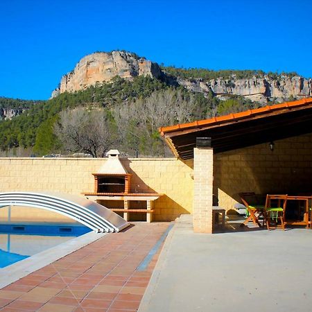 Casa Rural Laguna De Uña エクステリア 写真