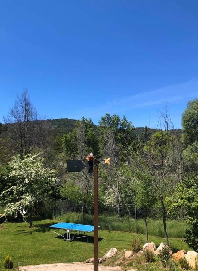 Casa Rural Laguna De Uña エクステリア 写真