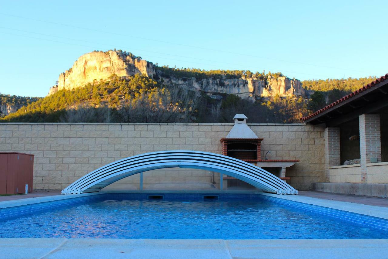 Casa Rural Laguna De Uña エクステリア 写真